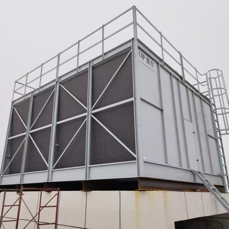 河南新鄉菱宇噴塑工藝的方形橫流式鋼板冷卻塔安裝完成