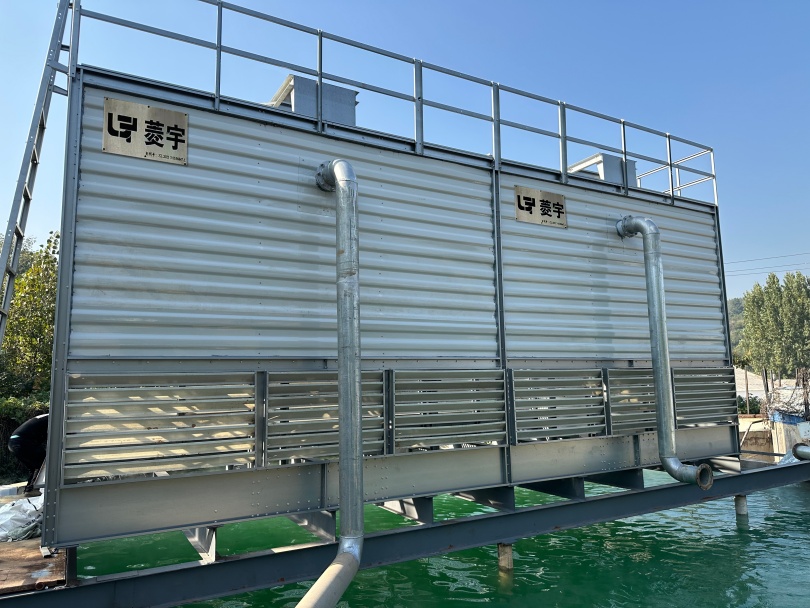 湖南菱宇開式無底盆的方形逆流式高溫型鈑金冷卻塔安裝到位